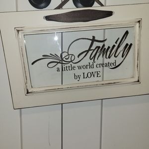 Family sign
